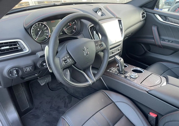 Maserati Ghibli cena 131146 przebieg: 12, rok produkcji 2023 z Ostroróg małe 56